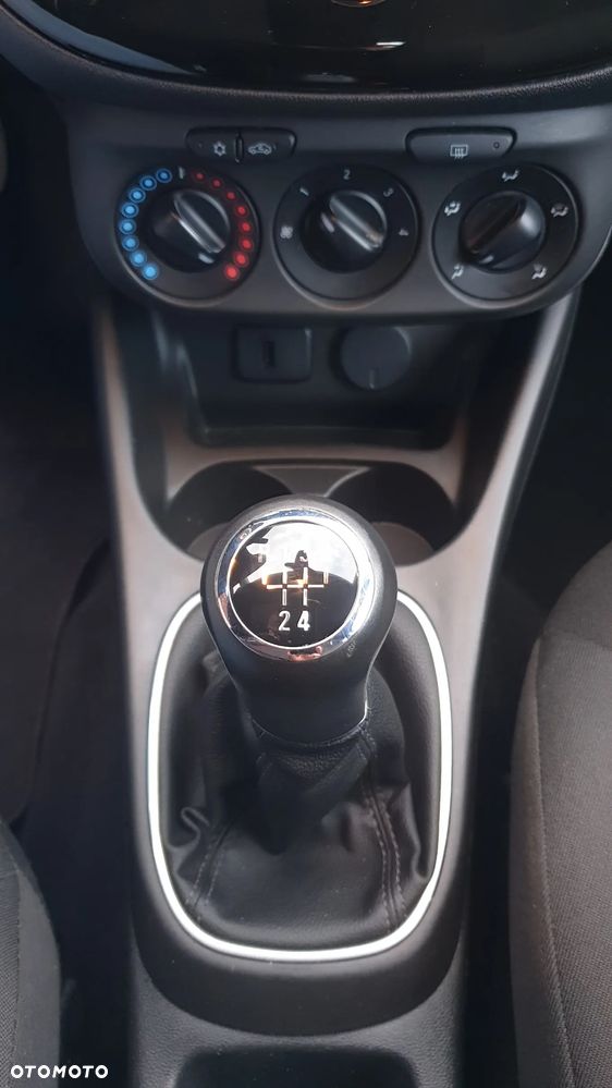 Opel Corsa 1.4 Cosmo - 28