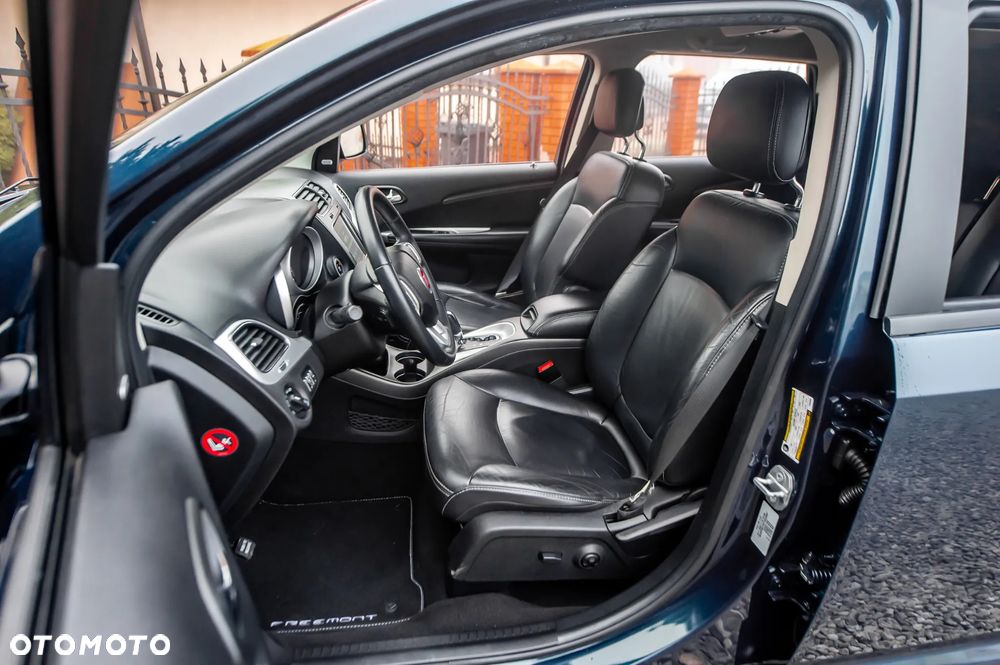 Fiat Freemont 2.0 Multijet 16V DPF Automatik Allrad Lounge - 17