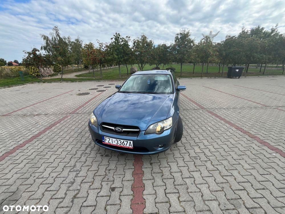 Subaru Legacy - 1