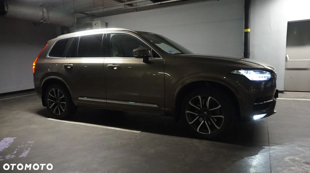 Volvo XC 90 D5 AWD Inscription - 9