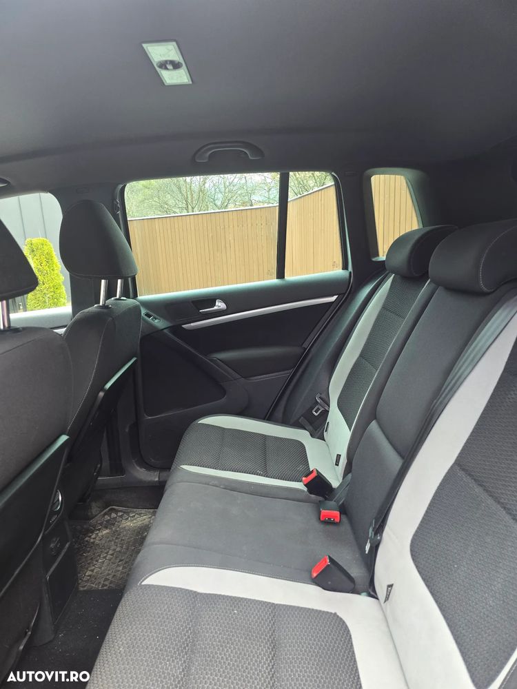 Volkswagen Tiguan 2.0 TDI 4Motion BMT Sport & Style - 11