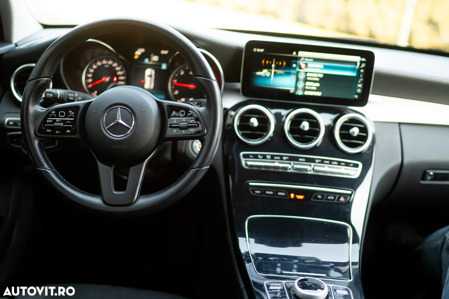Mercedes-Benz C 220 d T 9G-TRONIC Avantgarde - 39