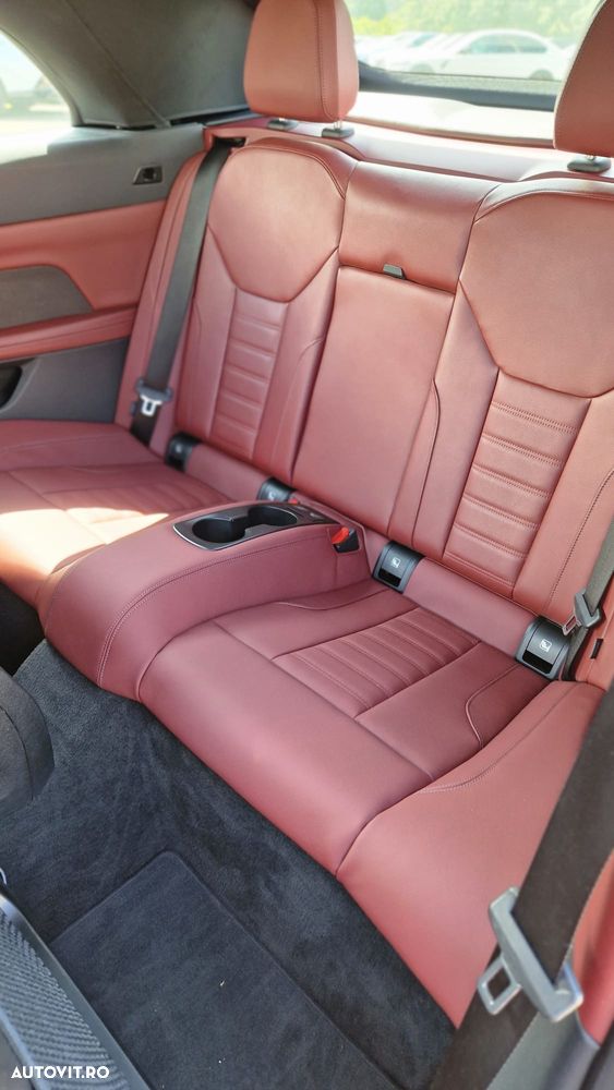 BMW M4 M440i xDrive - 11