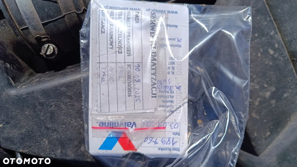 Citroën C5 2.0 16V Confort - 33