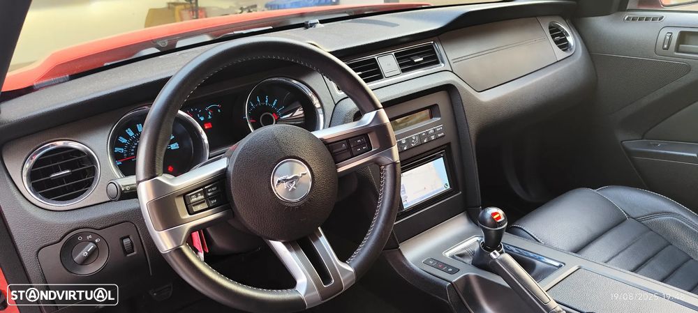 Ford Mustang - 17