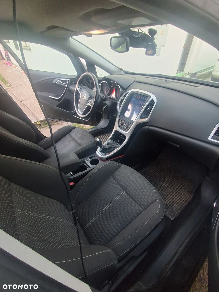 Opel Astra 1.4 Turbo Cosmo - 22