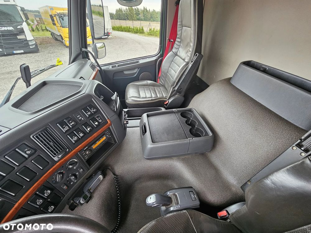 Volvo Fmx - 25