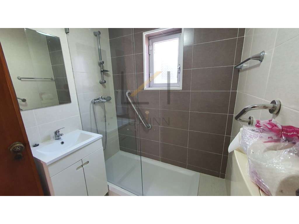 Moradia T2 com Terraço - Alto do Índio, Sobreda - Grande imagem: 5/17