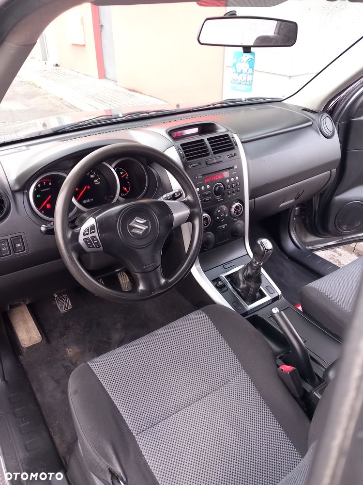 Suzuki Grand Vitara 1.6 Comfort - 15