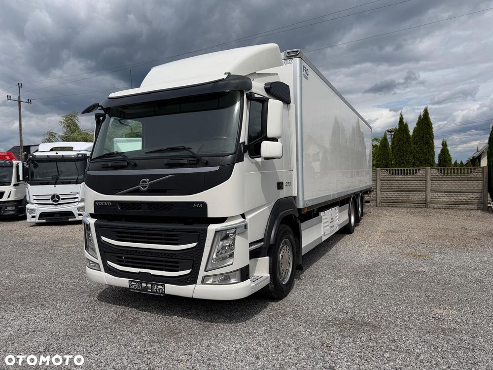 Volvo FM 370 / 6x2 / Chłodnia / Winda / - 3