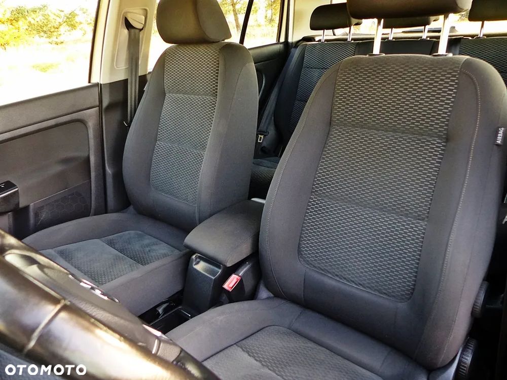 Volkswagen Golf Plus 2.0 TDI Comfortline - 20