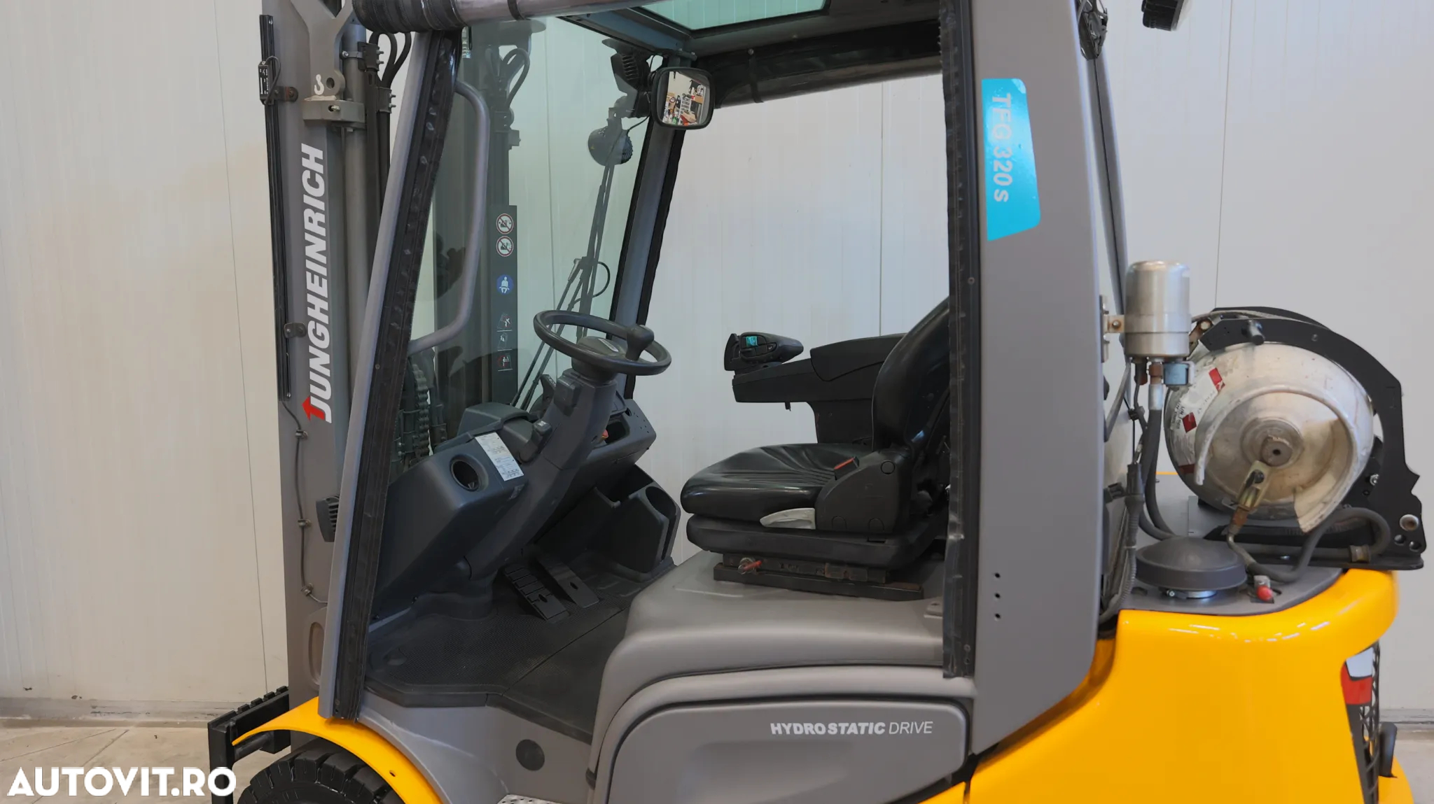 Jungheinrich TFG 320s - 9
