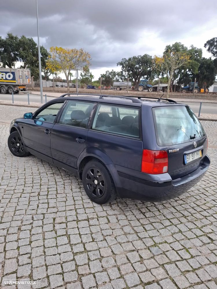 VW Passat Variant 1.9 TDi Confortline - 2