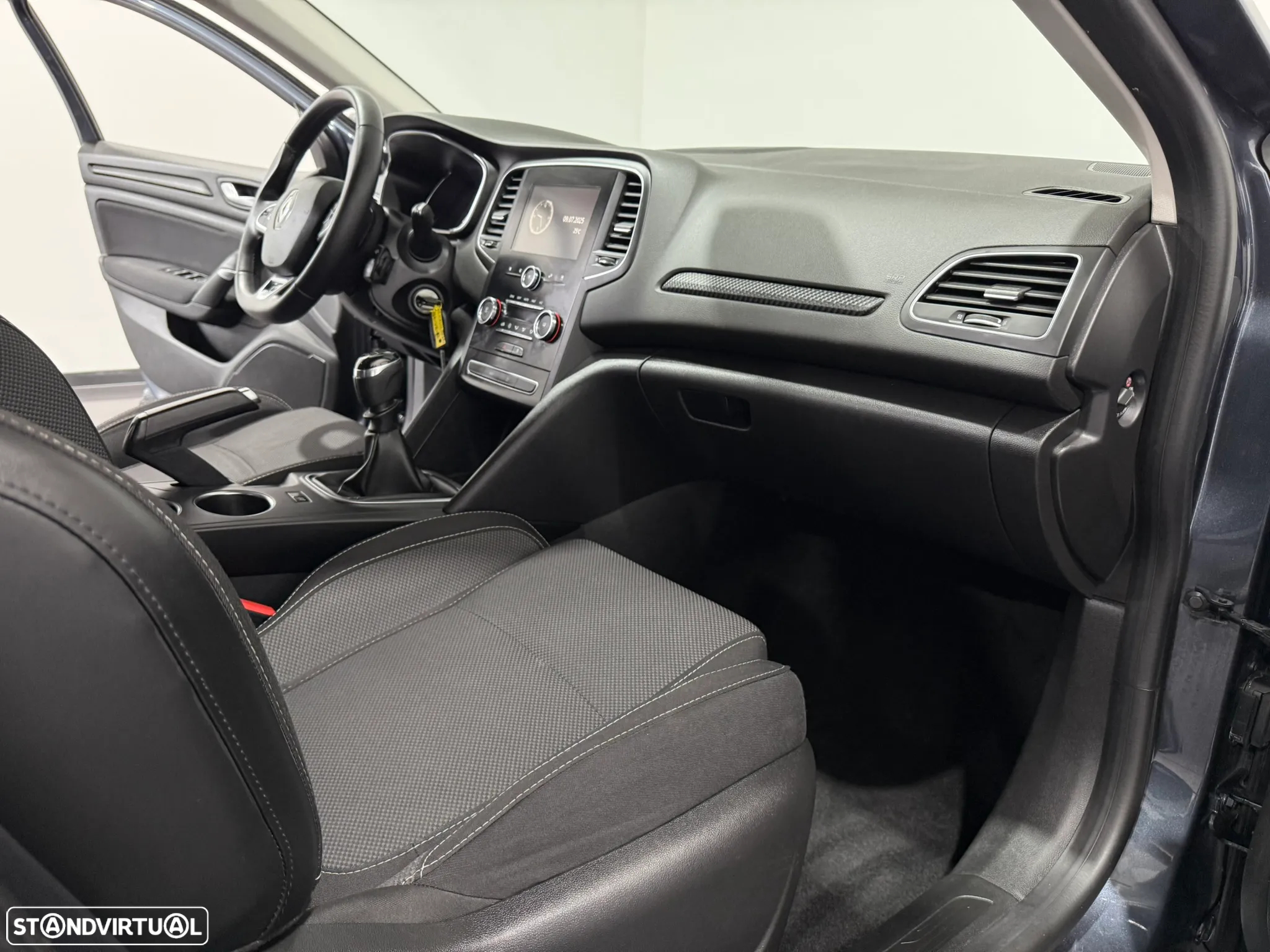 Renault Mégane Sport Tourer 1.5 dCi Limited - 33