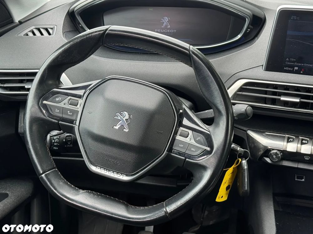Peugeot 3008 1.2 PureTech Active Pack S&S - 26