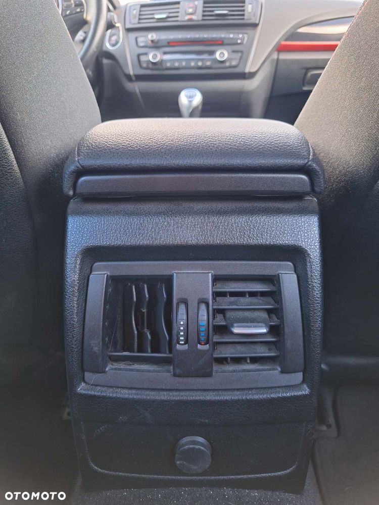 BMW Seria 1 116i Sport Line - 15