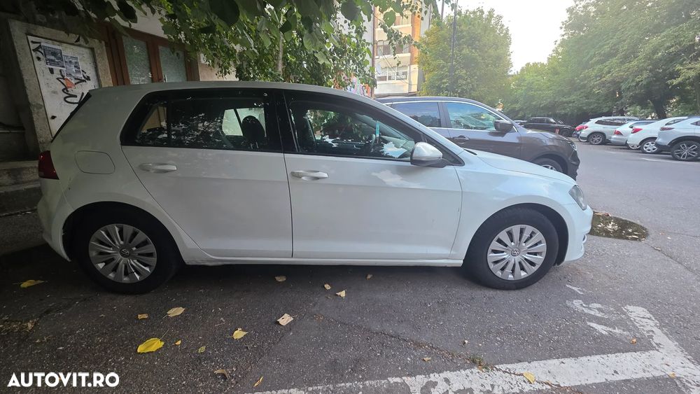 Volkswagen Golf 1.6 TDI DPF BMT Highline - 12