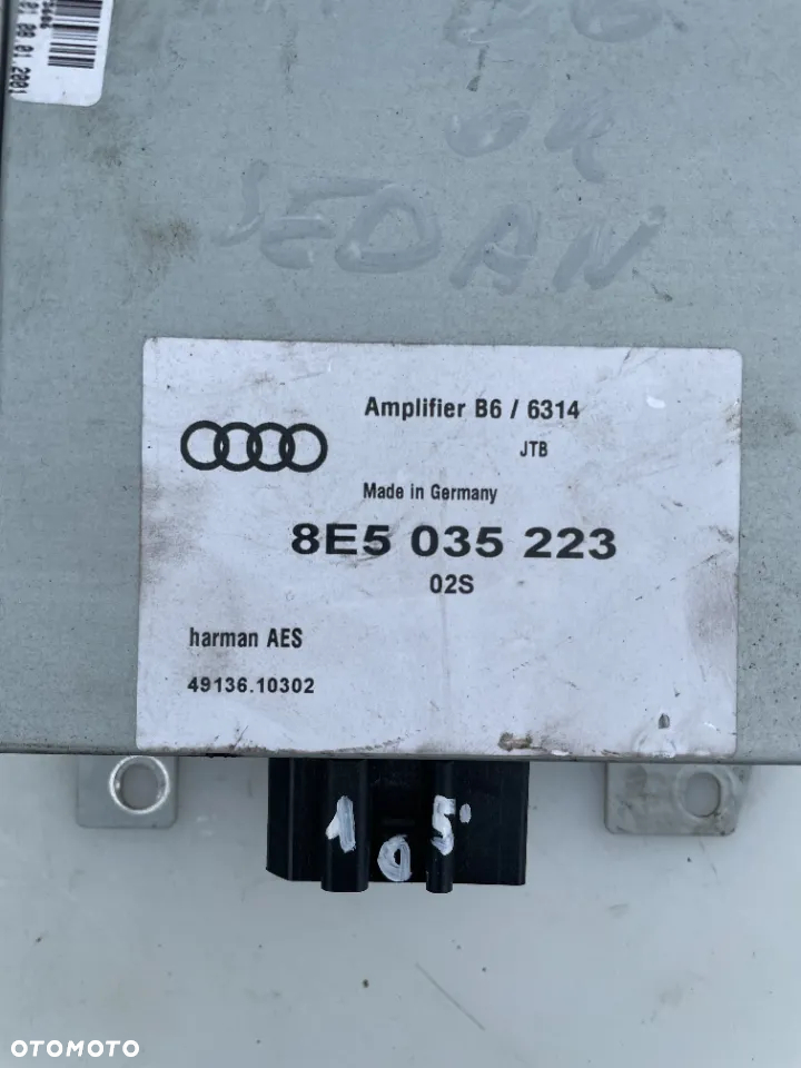 WZMACNIACZ RADIA AUDI A4 B6 8E5035223 - 2