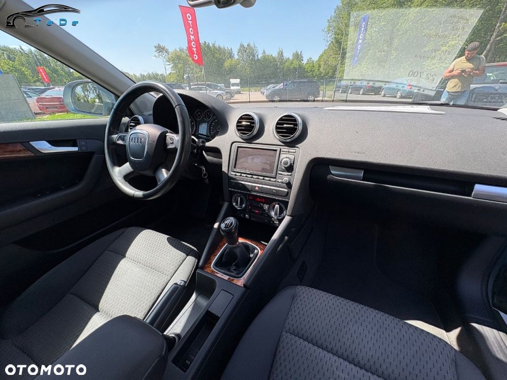 Audi A3 Sportback 1.4 TFSI Ambition - 27