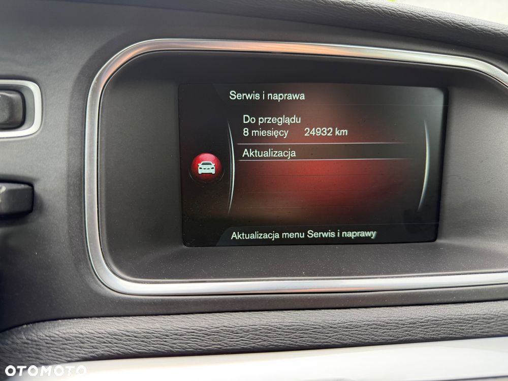 Volvo V40 Cross Country D2 Momentum - 21