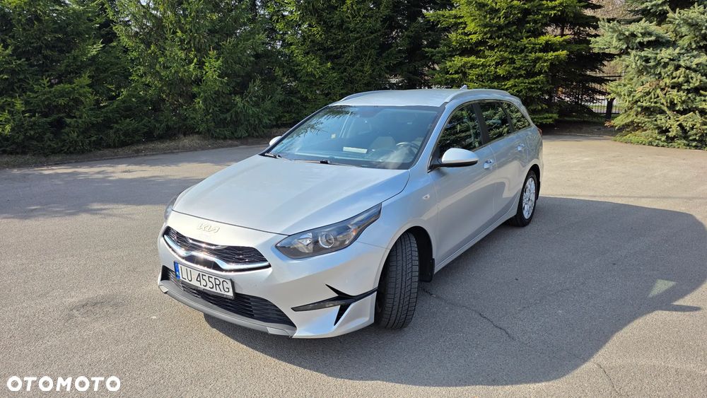 Kia Ceed 1.5 T-GDI Business Line DCT - 11
