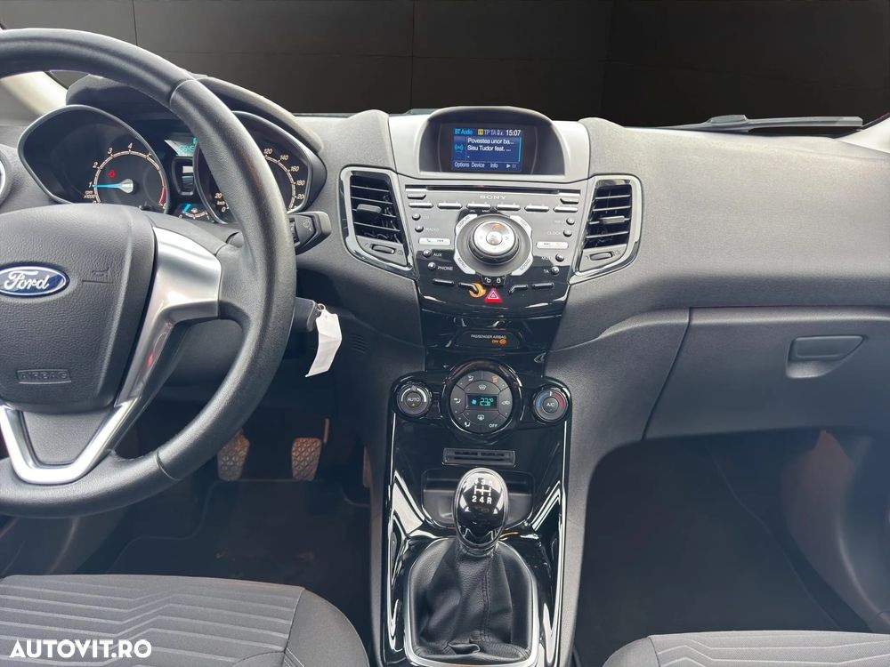 Ford Fiesta 1.0 Titanium - 10