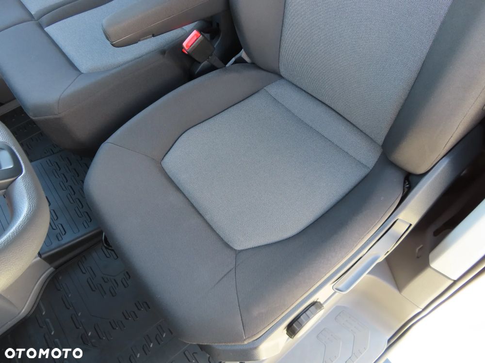 Volkswagen Crafter 35 BiTDI 2.0 177 KM AUTOMAT 8-Mio Furgon Blaszak L4H2 LONG MAX 4300 mm, Rozstaw Osi 4490 mm, Ładowność 1152 Kg GWARANCJA PRODUCENTA Stan Wizualny I Techniczny NOWY Tak Jak Z Taśmy Produkcyjnej Gotowy Dostępny OKAZJA POLECAM - 35