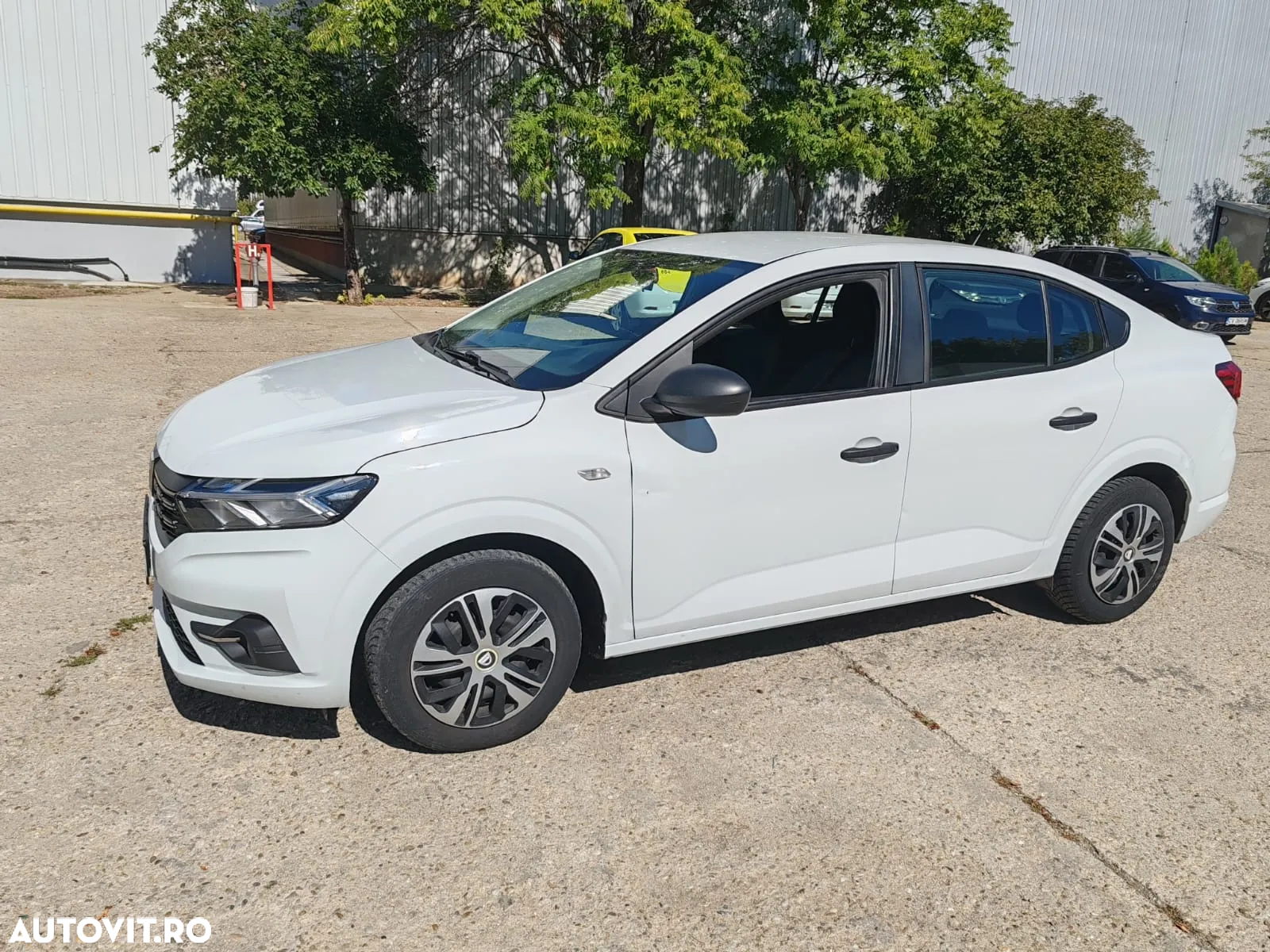 Dacia Logan ECO-G 100 MT6 Expression - 2