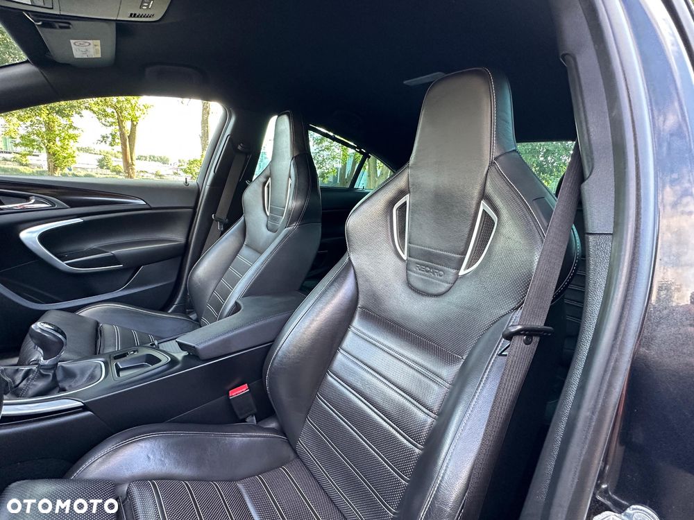 Opel Insignia - 19