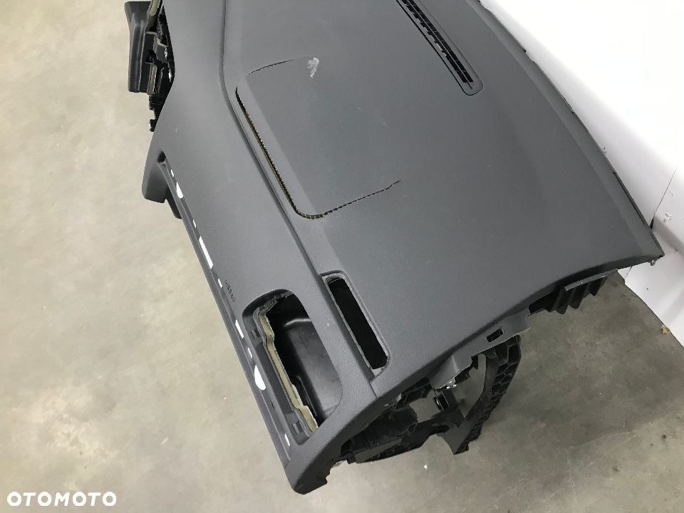 Deska rozdzielcza VW Golf VII 7 kokpit konsola po wystrzale poduszki 2012-2020r. - 3