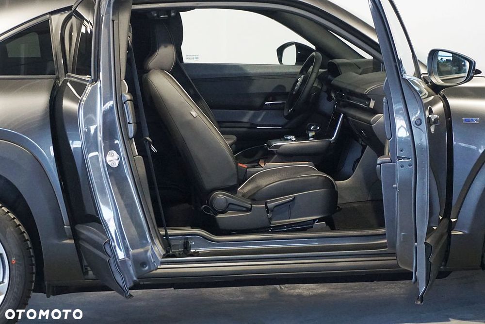Mazda MX-30 - 6