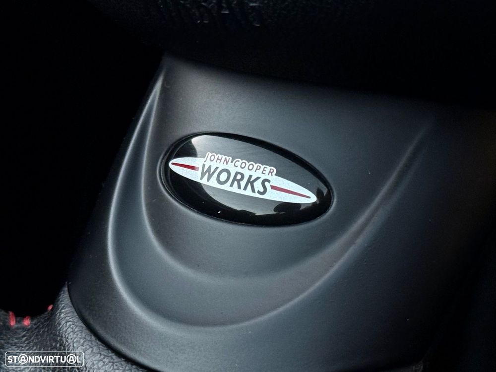 MINI Cabrio Cooper D - 14