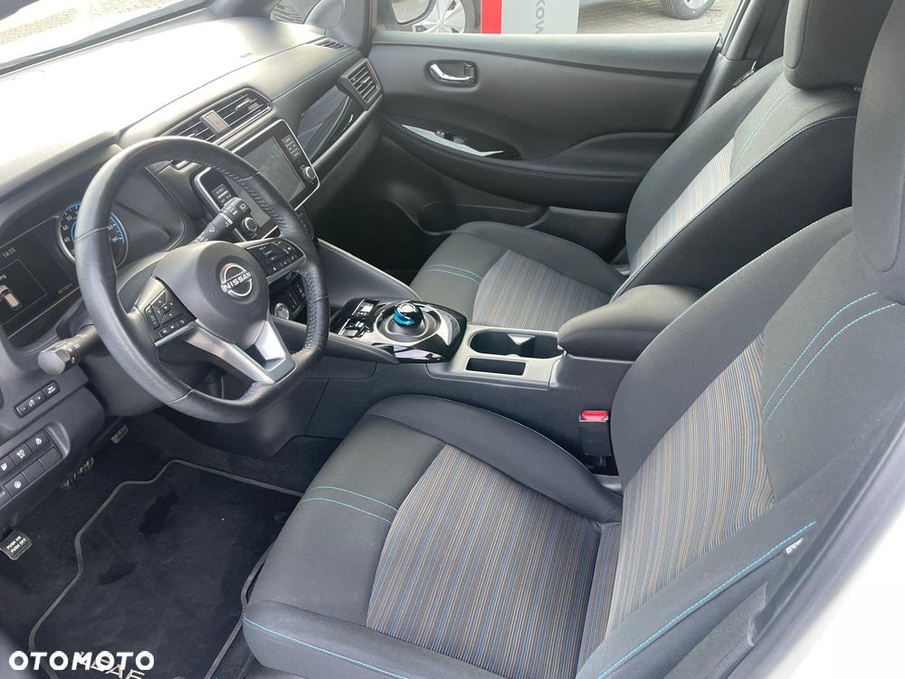 Nissan Leaf 40kWh N-Connecta - 14