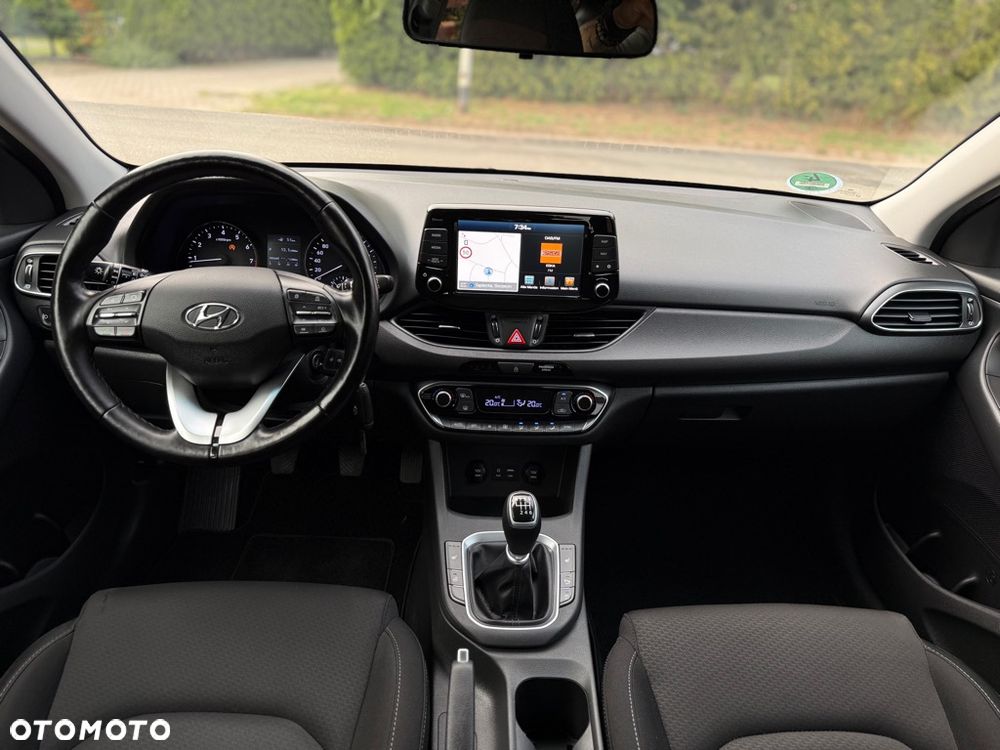 Hyundai i30 1.4 Premium - 29