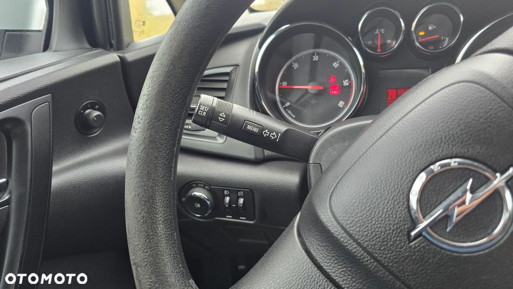 Opel Astra 1.7 CDTI DPF Edition - 38