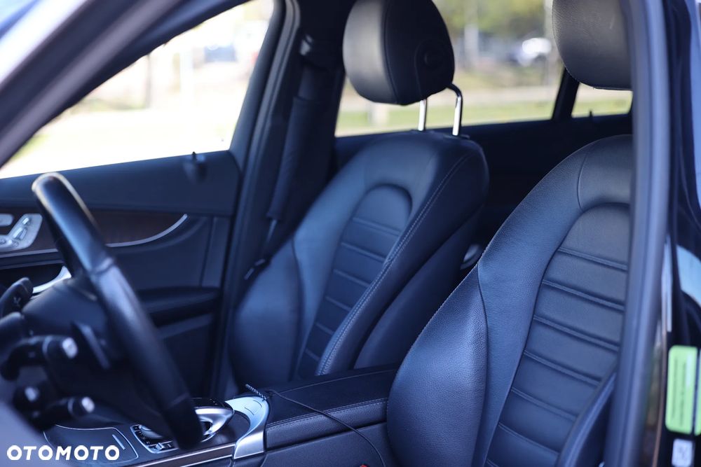 Mercedes-Benz GLC - 17