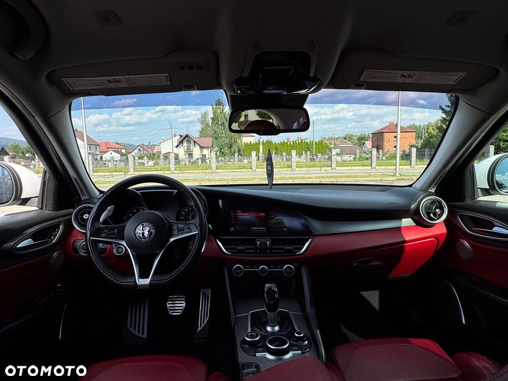 Alfa Romeo Giulia 2.0 Turbo Veloce TI Q4 - 34