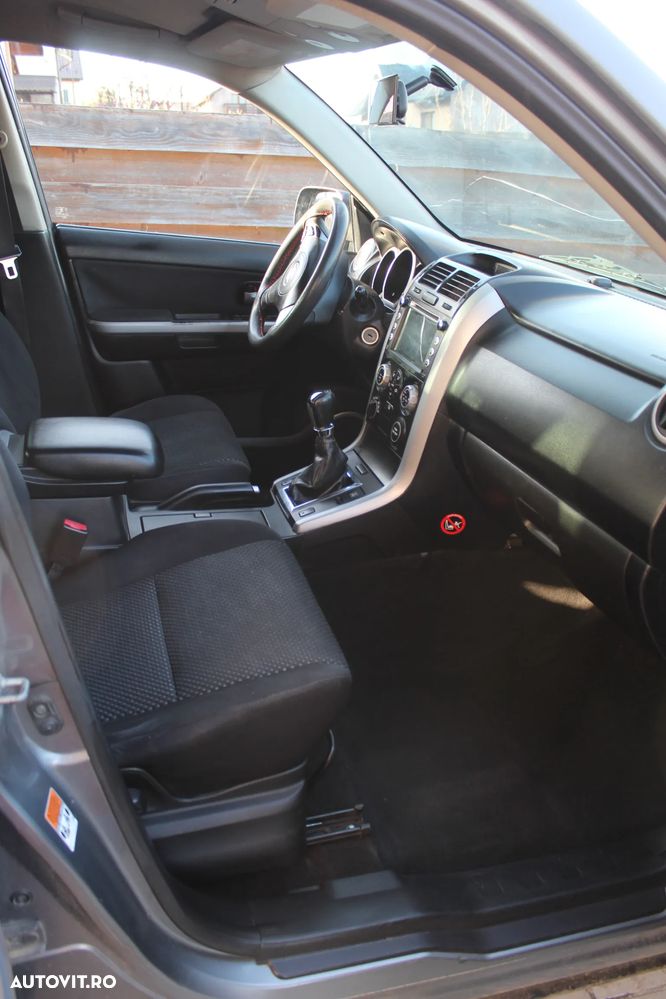 Suzuki Vitara - 13