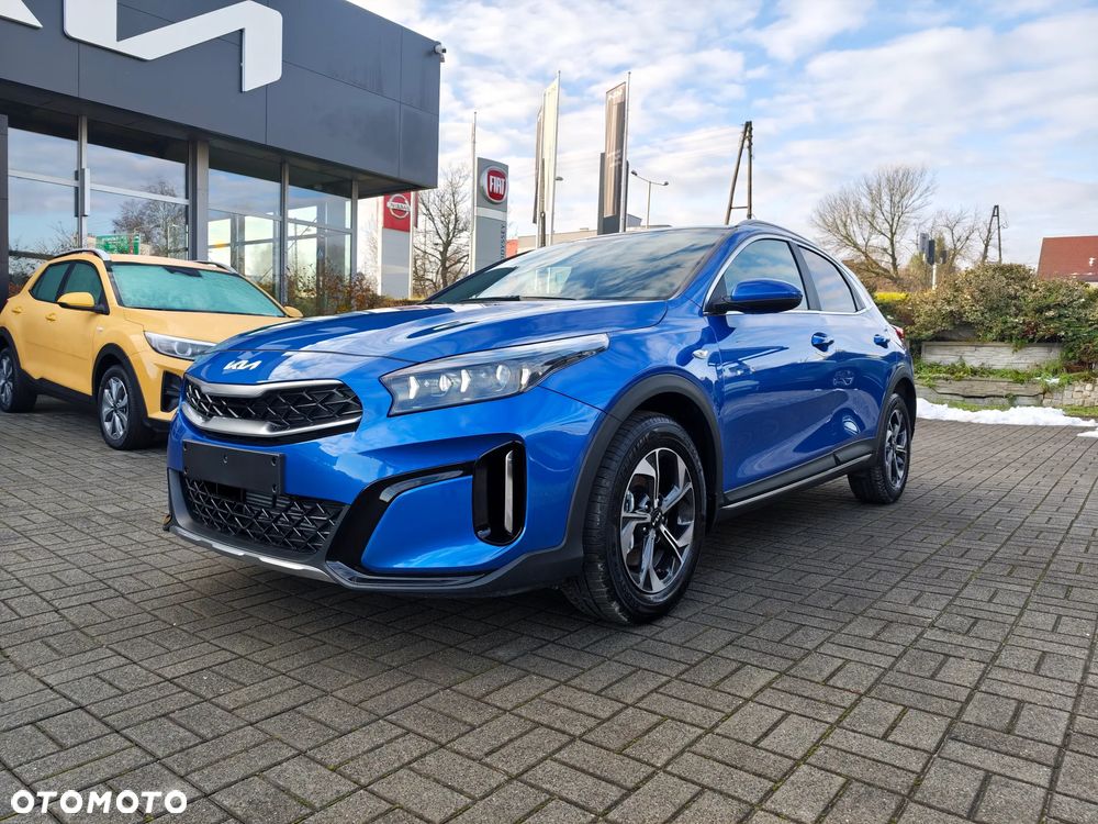 Kia XCeed 1.5 T-GDI M - 3