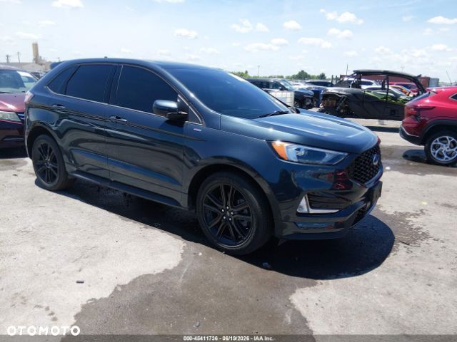Ford Edge - 1