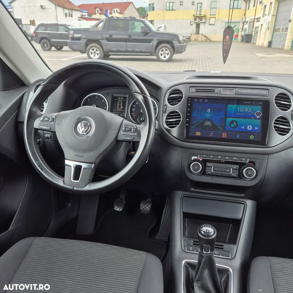 Volkswagen Tiguan - 5