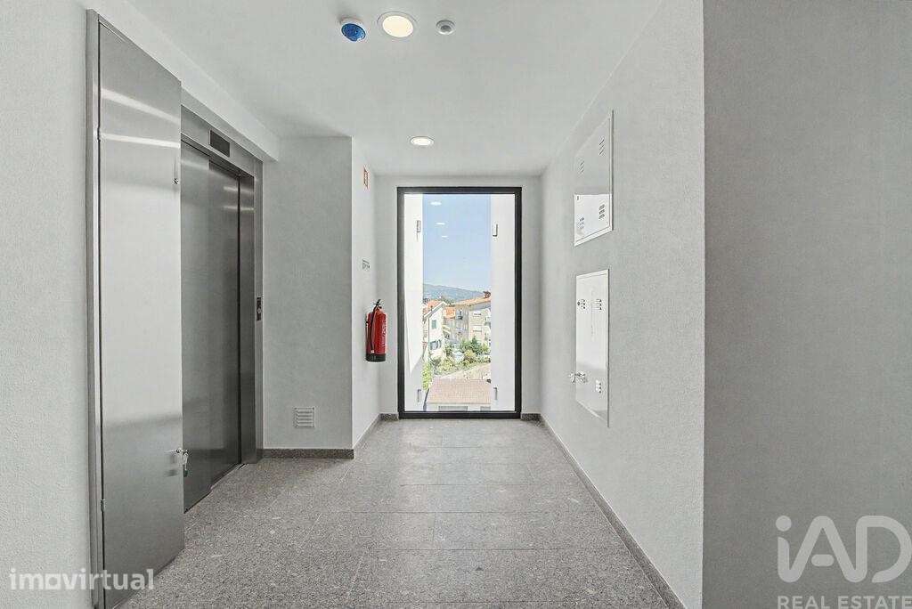 Prédio T3 em Cinfães de 233,00 m2 - Grande imagem: 5/30