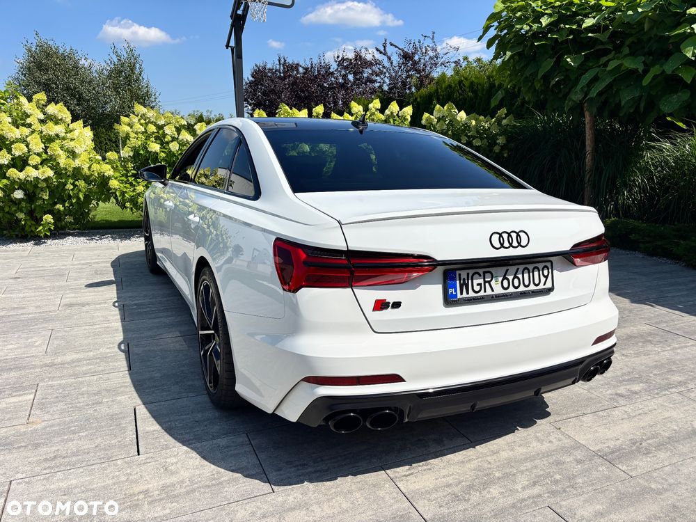 Audi S6 Limousine - 13