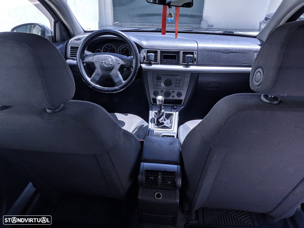 Opel Vectra Caravan 1.9 CDTi Executive - 12