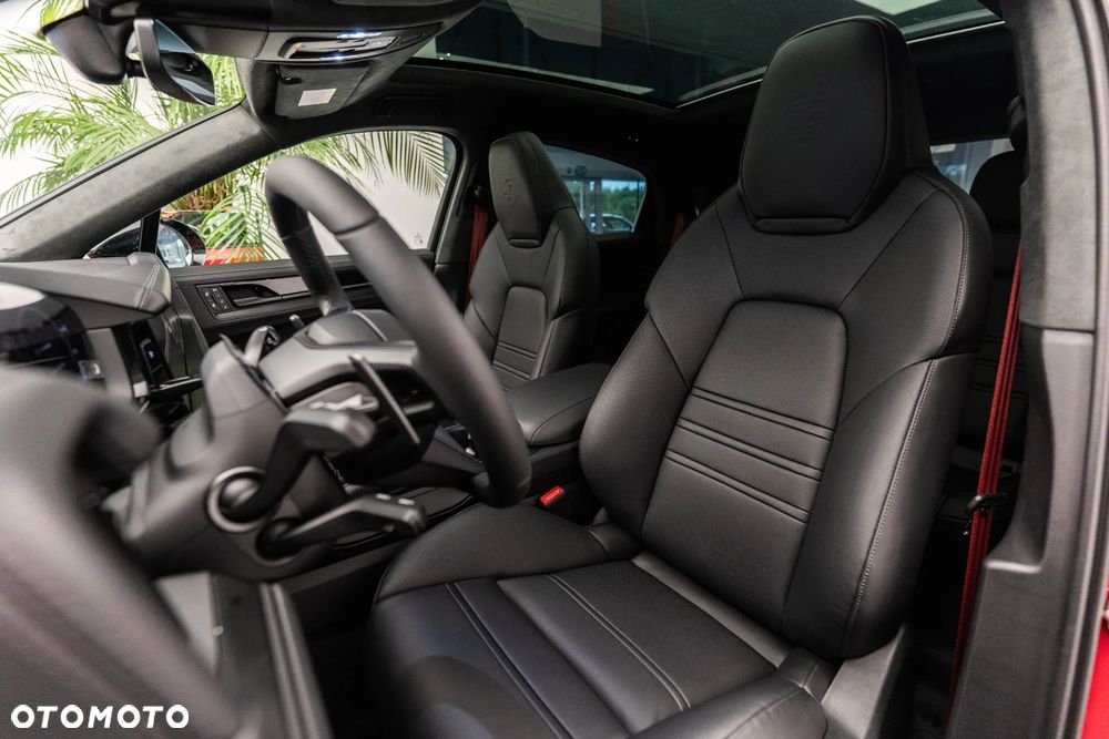 Porsche Cayenne - 12