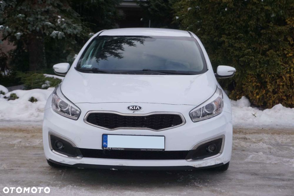 Kia Ceed 1.6 GDI L - 2