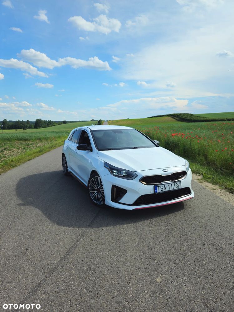 Kia Ceed 1.6 T-GDI GT DCT - 11