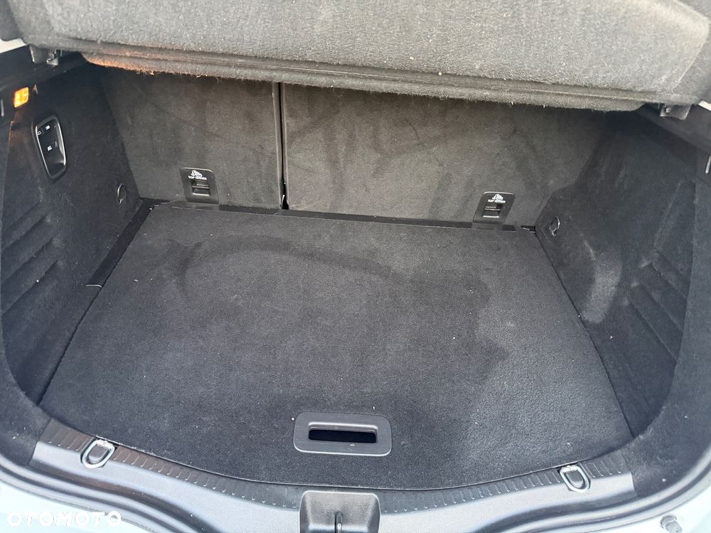 Renault Scenic 1.3 TCe FAP Intens EDC - 17