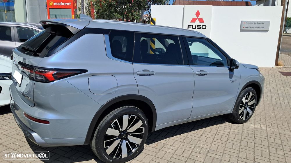 Mitsubishi Outlander 2.4 PHEV Instyle - 3