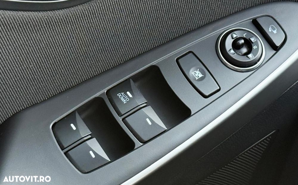 Hyundai i30 1.4 MPi Comfort+ - 25